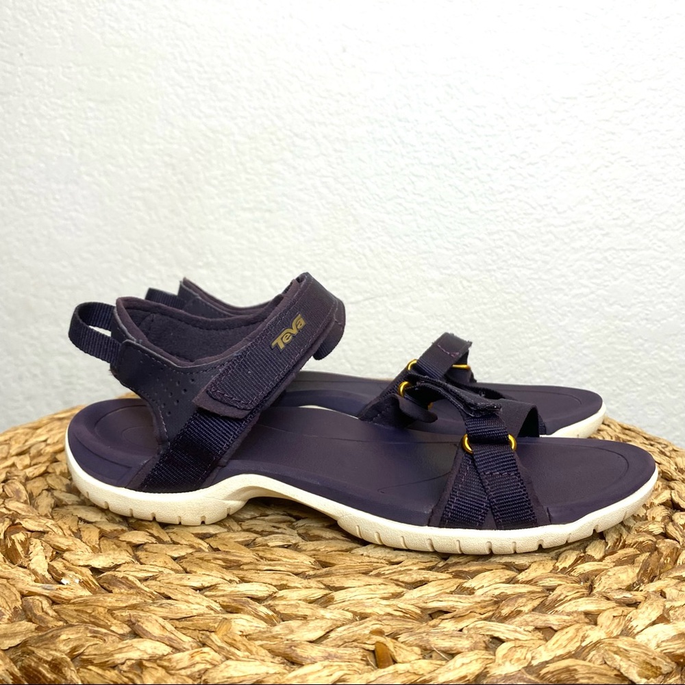 Teva terra Verra sandals purple women’s size 6